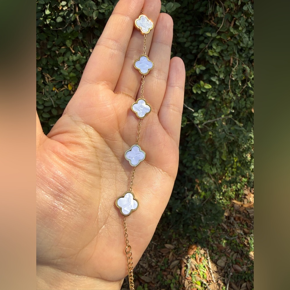 Gold and White Clover Necklace - Picture 5 of 6
